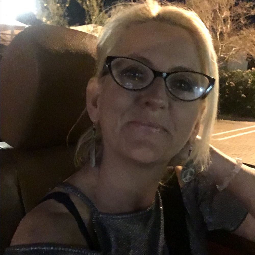 Meet your Posher, Amy